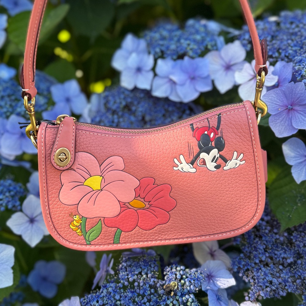 Disney X Coach Swinger Bag 20 in Regenerative Glove tanned Leather Mickey Mouse